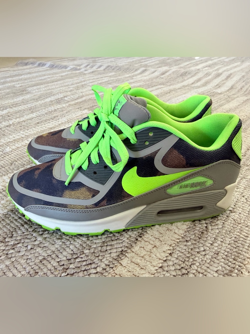 Nike Air Max 90 Premium Tape "Camo Flash Lime" – Women's Size 8